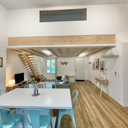 4 Bedroom Townhouse Léognan