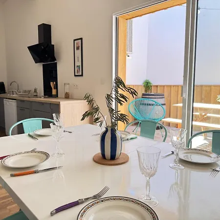4 Bedroom Townhouse *