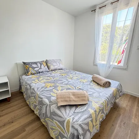4 Bedroom Townhouse *